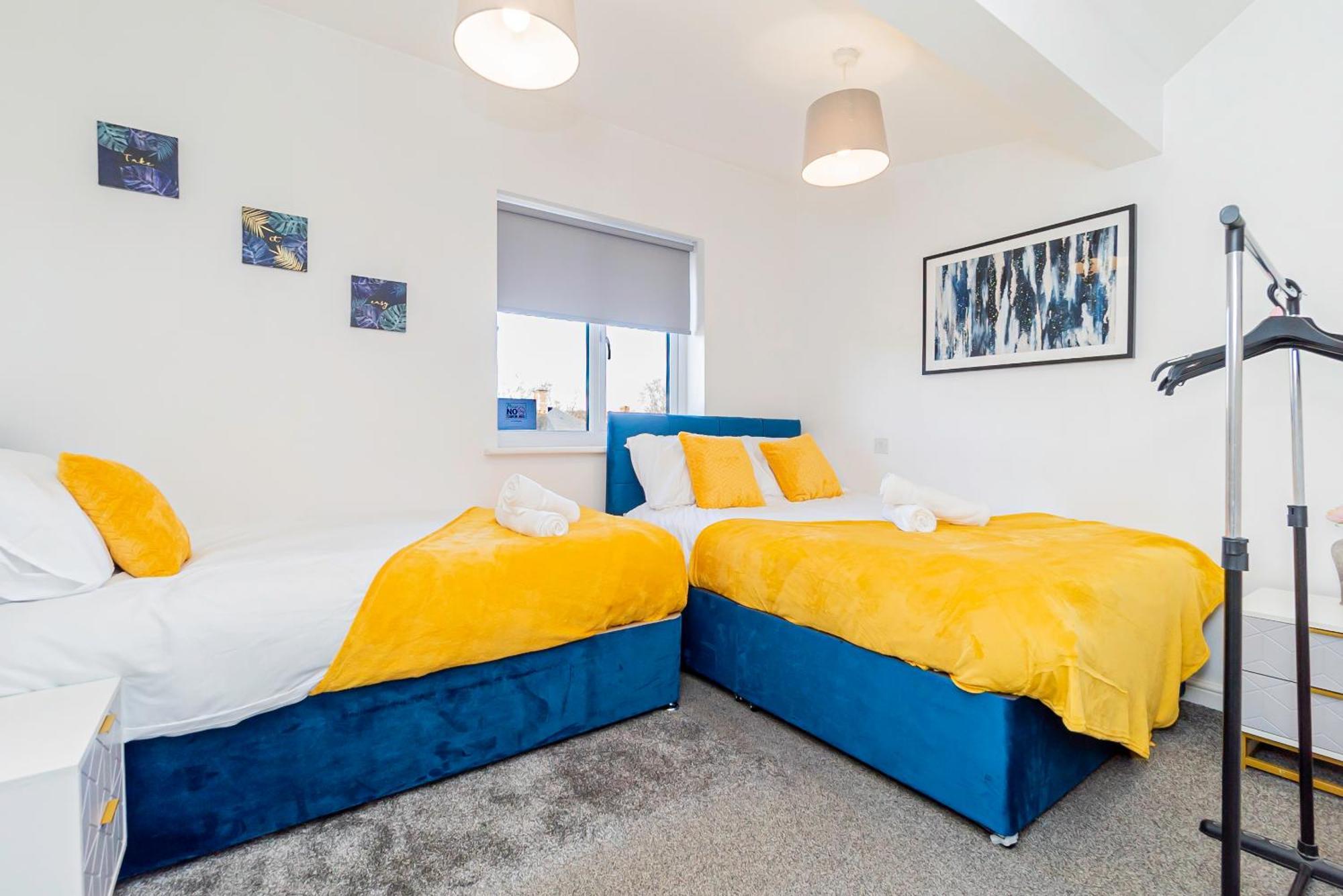 Apartment The Elms Edge With Parking! Contractors, Nhs, Professionals - Long Savings!