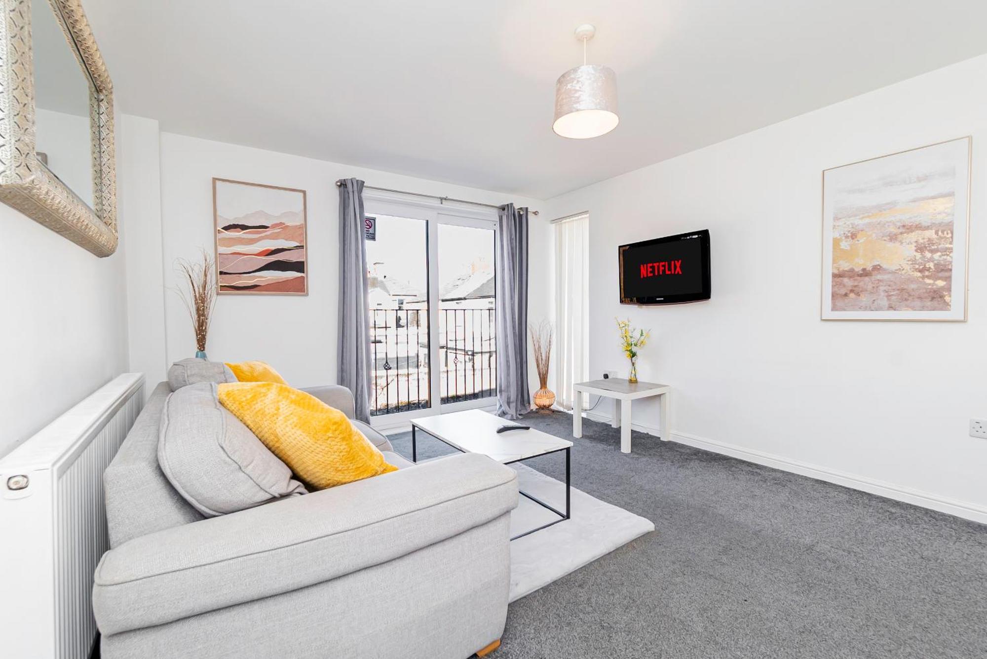 Apartment The Elms Edge With Parking! Contractors, Nhs, Professionals - Long Savings! Cardiff