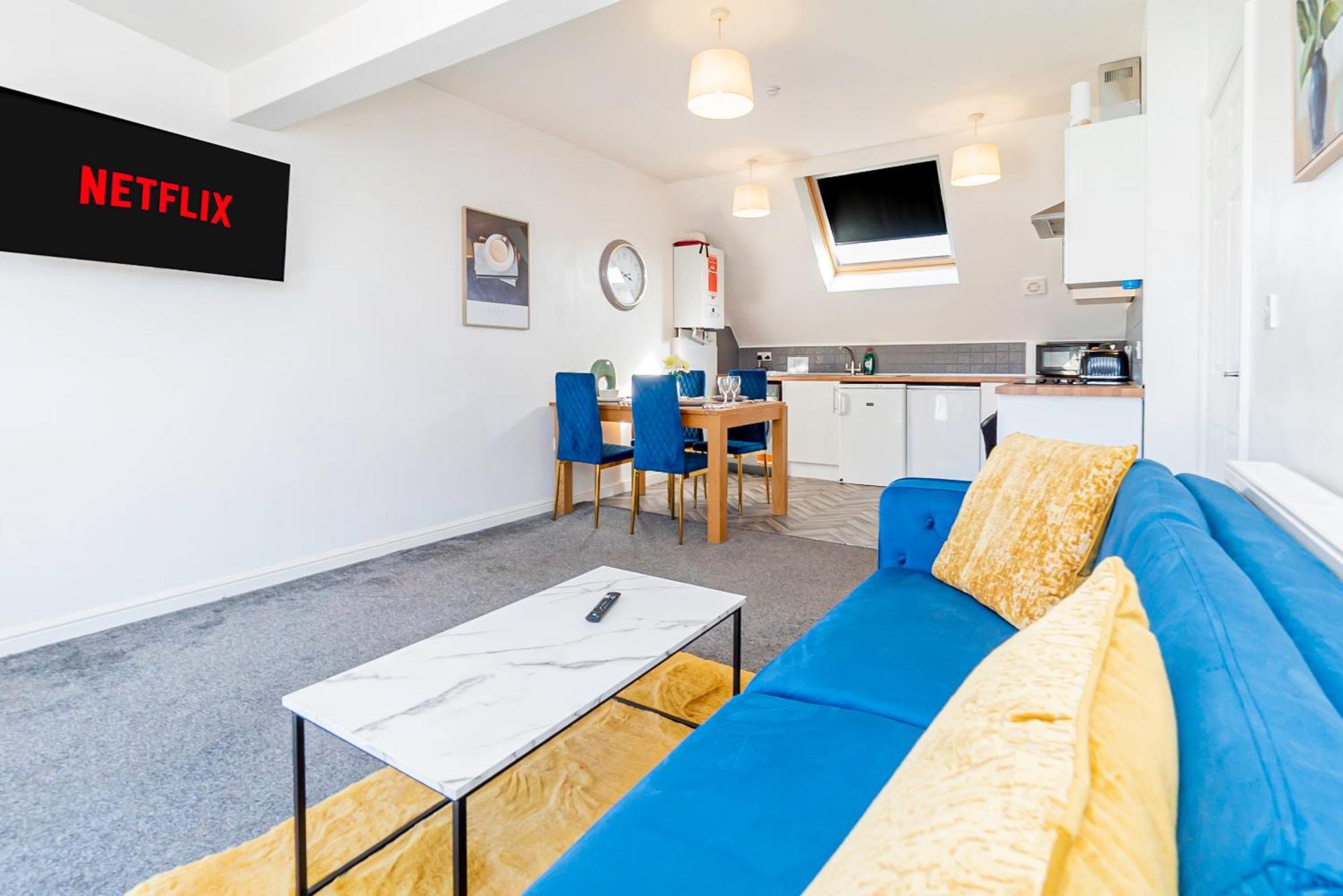 The Elms Edge With Parking! Contractors, Nhs, Professionals - Long Savings! * Cardiff